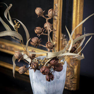 La porcelaine. Vase "Baba Fig"