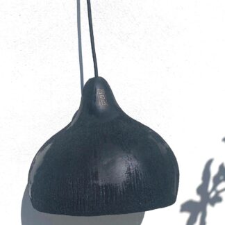 La calebasse. La suspension lumineuse noir sablé